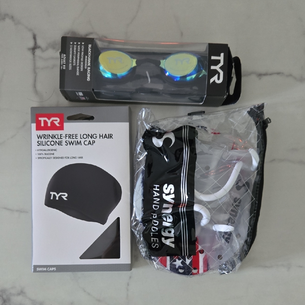 TYR Swim Gear Set - Black and White